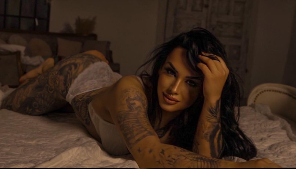 The Art of Erotic Massage: Exploring Its Benefits and Intimacy